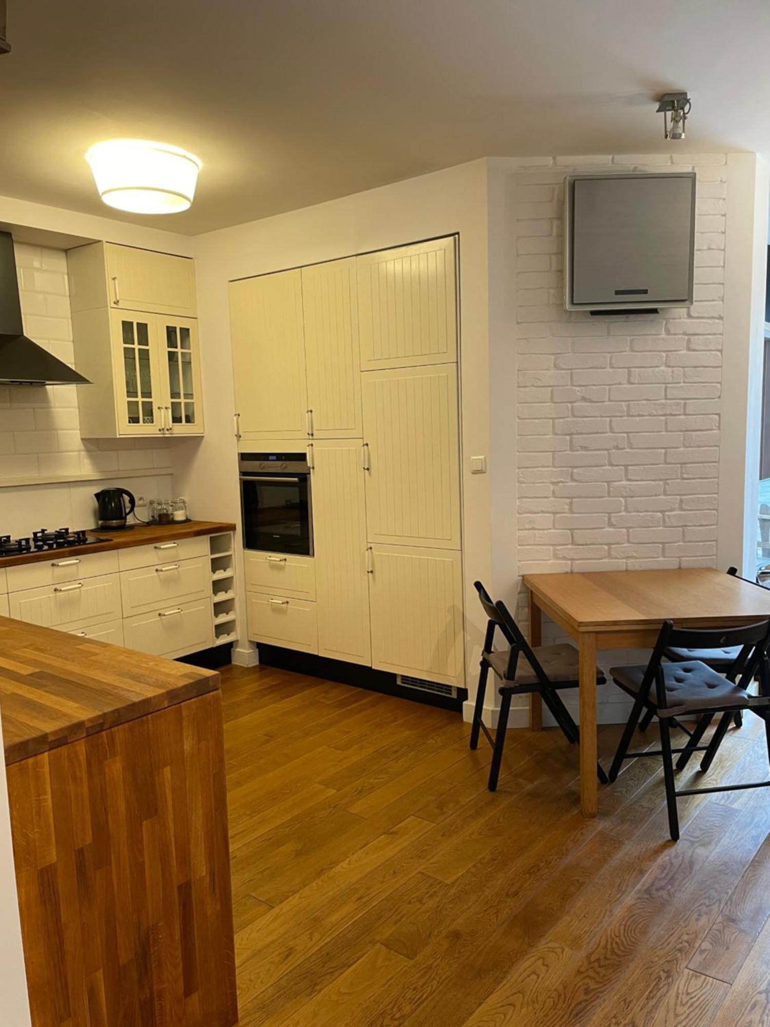 Family Apartment On Saska Kepa Warschau Buitenkant foto